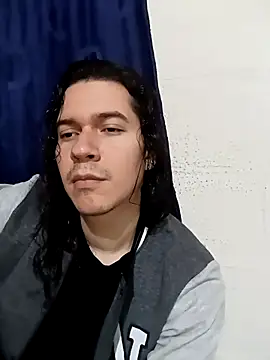 Snapshot of OnixAgata0 chatting on 01-11-26, 01:43 OnixAgata0 online show from 01-11-26, 01:43