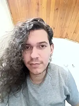 Snapshot of OnixAgata0 chatting on 01-17-26, 03:11 OnixAgata0 online show from 01-17-26, 03:11