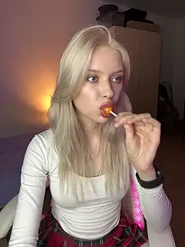 Snapshot of _ScarlettSky_ chatting on 11-01-25, 08:55  ScarlettSky  online show from 11-01-25, 08:55