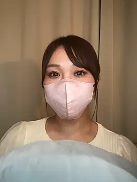 Snapshot of reika33 chatting on 11-15-25, 09:17 reika33 online show from 11-15-25, 09:17