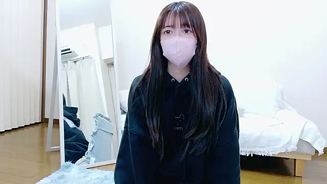 Snapshot of mirei-xxx chatting on 11-17-25, 11:05 mirei-xxx online show from 11-17-25, 11:05