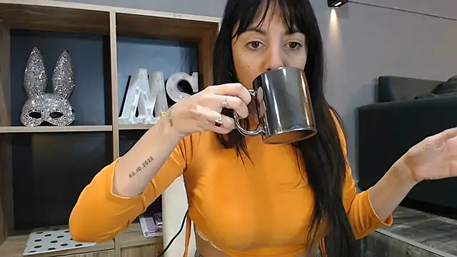 Snapshot of mickystrumia23 chatting on 07-10-26, 06:10 mickystrumia23 online show from 07-10-26, 06:10
