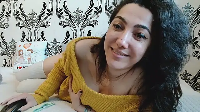 CharmingPearl online show from 03-16-26, 07:56