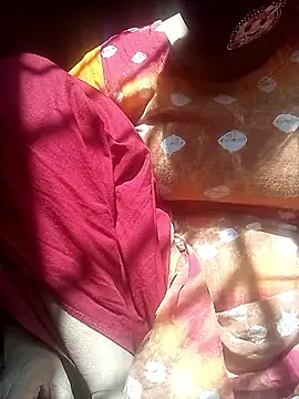 Snapshot of Tina_250 chatting on 01-08-26, 07:10 Tina 250 online show from 01-08-26, 07:10