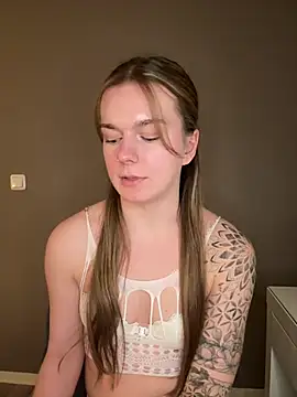 LisaFreierxx online show from 02-17-26, 09:21