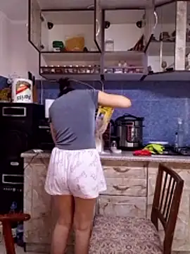 Lusandra1837lusi online show from 04-15-26, 01:29