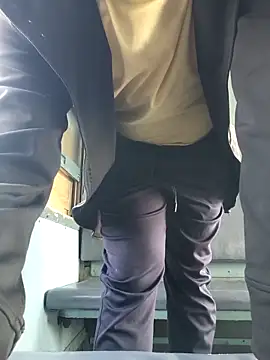 Snapshot of funnyboy_069 chatting on 11-27-25, 08:05 funnyboy 069 online show from 11-27-25, 08:05