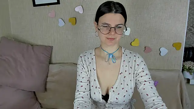 Zorianaa online show from 04-07-26, 08:42