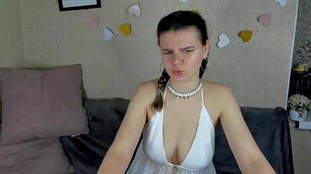 Snapshot of Zorianaa chatting on 05-10-26, 09:09 Zorianaa online show from 05-10-26, 09:09
