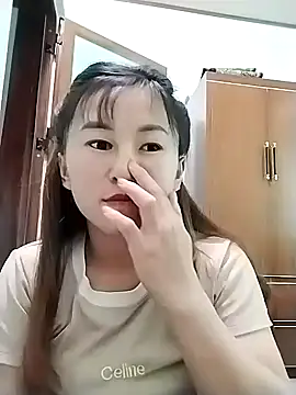 Snapshot of meeow-bimew chatting on 11-05-25, 06:46 meeow-bimew online show from 11-05-25, 06:46