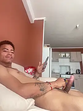 lamilapoya online show from 11-20-25, 09:36