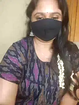 Snapshot of mouni499 chatting on 06-05-26, 09:09 mouni499 online show from 06-05-26, 09:09