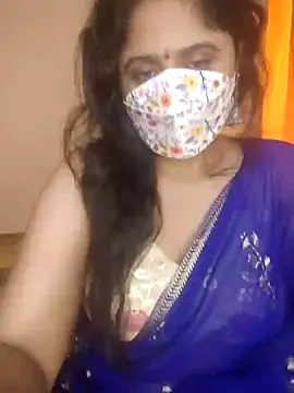 Snapshot of mouni499 chatting on 06-07-26, 09:24 mouni499 online show from 06-07-26, 09:24