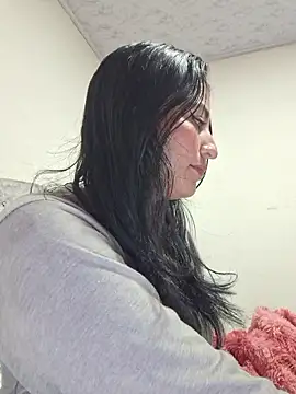 GISELLA   online show from 01-16-26, 10:52