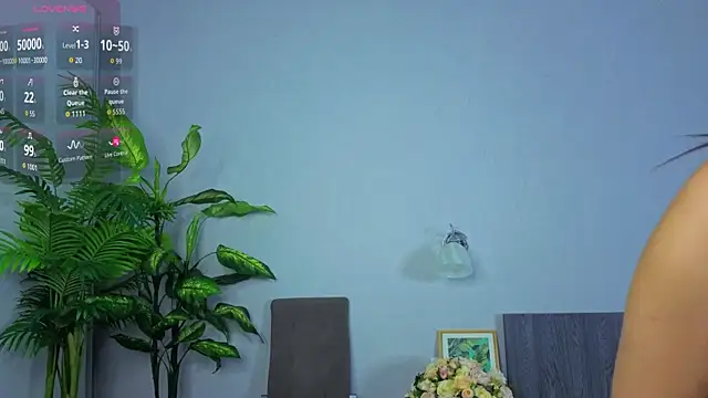 Snapshot of Sally_Parkss chatting on 11-12-25, 07:31 Sally Parkss online show from 11-12-25, 07:31