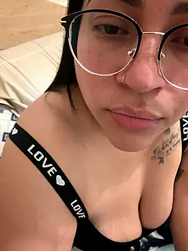 Xandra Blaze online show from 01-11-26, 03:22