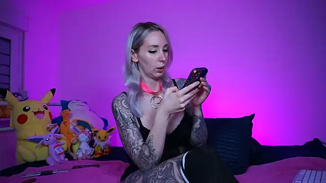 StellaCinderella online show from 11-26-25, 02:40