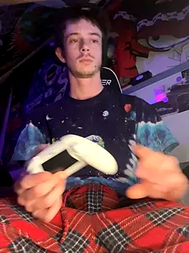 Snapshot of mascboyyy chatting on 11-15-25, 05:38 mascboyyy online show from 11-15-25, 05:38