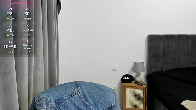 ScarletFlamee online show from 11-09-25, 08:29