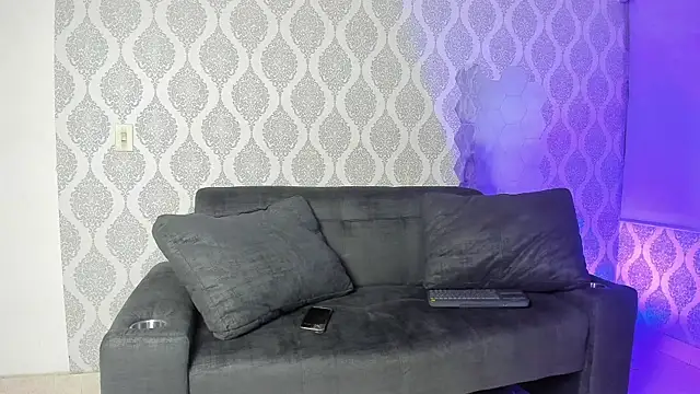 Boy savoy online show from 01-12-26, 07:35