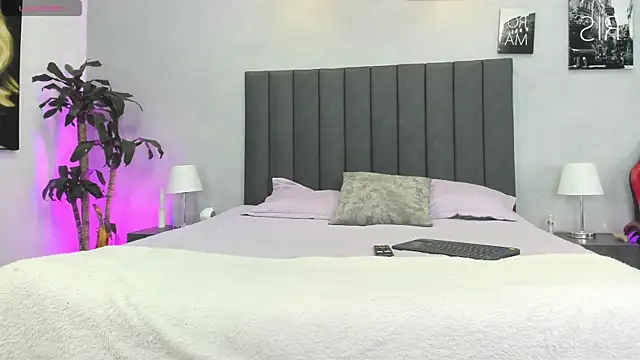 kendra london online show from 05-09-26, 11:04