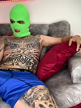 Snapshot of Nick_orion chatting on 11-10-25, 10:53 Nick orion online show from 11-10-25, 10:53