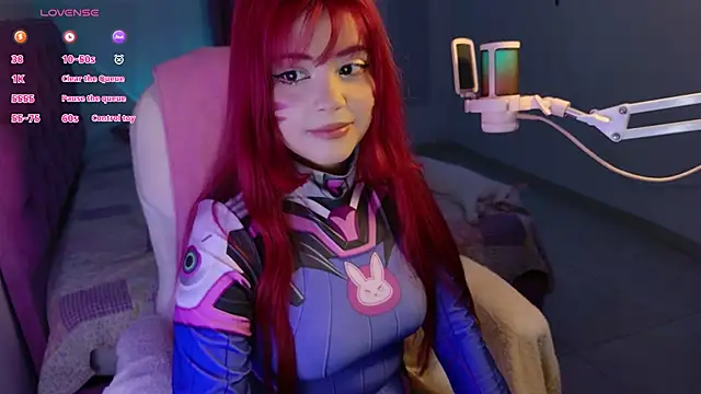 Snapshot of EmillieX chatting on 11-09-25, 11:25 EmillieX online show from 11-09-25, 11:25