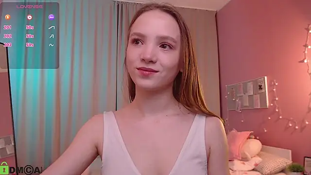 Snapshot of Adria_Arjona chatting on 07-12-26, 01:07 Adria Arjona online show from 07-12-26, 01:07