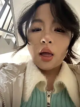 Sinicoco online show from 03-12-26, 01:34