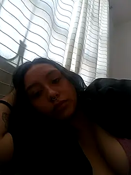 Snapshot of naughtygoddesss_ chatting on 12-01-25, 04:34 naughtygoddesss online show from 12-01-25, 04:34