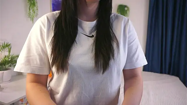 Snapshot of KittyVices chatting on 11-03-25, 03:46 KittyVices online show from 11-03-25, 03:46