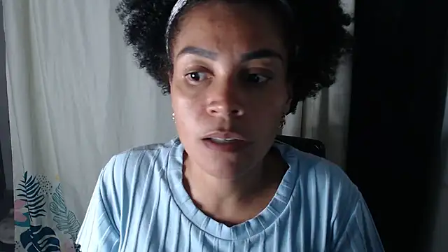 Snapshot of shayna_cute chatting on 01-16-25, 12:55 shayna cute online show from 01-16-25, 12:55