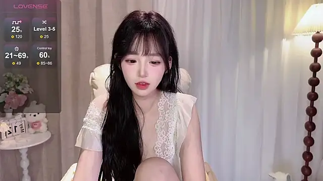 Yaiyigirl online show from 05-16-26, 03:22