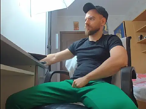 Snapshot of Ryanstone_ chatting on 11-24-25, 05:40 Ryanstone online show from 11-24-25, 05:40