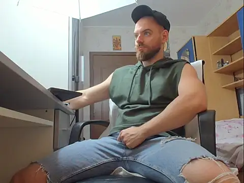 Snapshot of Ryanstone_ chatting on 11-29-25, 11:35 Ryanstone online show from 11-29-25, 11:35