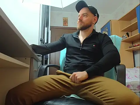 Ryanstone  online show from 01-12-26, 05:34