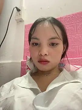 Snapshot of A_lyly chatting on 11-09-25, 05:11 A lyly online show from 11-09-25, 05:11