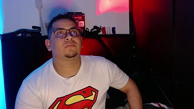 Snapshot of Dante_Valcur chatting on 11-05-25, 11:27 Dante Valcur online show from 11-05-25, 11:27