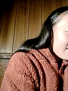 Snapshot of Sara_pusyy chatting on 11-23-25, 12:05 Sara pusyy online show from 11-23-25, 12:05