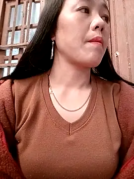 Snapshot of Sara_pusyy chatting on 11-27-25, 08:27 Sara pusyy online show from 11-27-25, 08:27