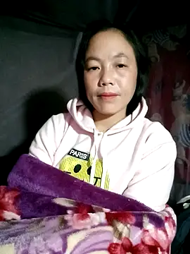 Snapshot of Sara_pusyy chatting on 12-01-25, 04:56 Sara pusyy online show from 12-01-25, 04:56