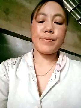 Sara pusyy online show from 04-18-26, 05:11