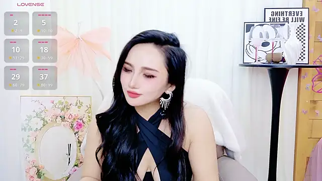 Snapshot of Janaya-88 chatting on 04-23-26, 01:13 Janaya-88 online show from 04-23-26, 01:13