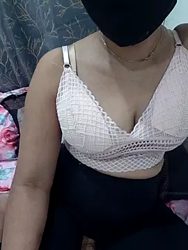 Aarti909090 online show from 03-25-26, 03:07