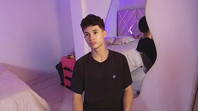 Eiden Blake online show from 01-10-26, 03:19