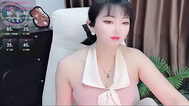 Snapshot of Ella99 chatting on 01-13-26, 02:17 Ella99 online show from 01-13-26, 02:17