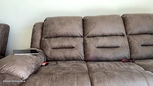 Snapshot of Alexandreagrace chatting on 01-15-26, 08:23 Alexandreagrace online show from 01-15-26, 08:23