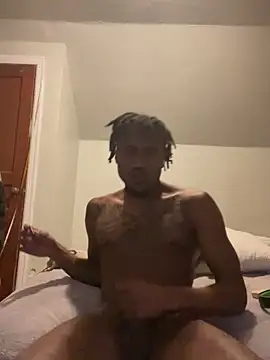 Snapshot of youngbull_dada chatting on 03-13-26, 01:12 youngbull dada online show from 03-13-26, 01:12