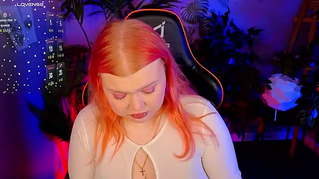 Snapshot of AriettaHeart chatting on 11-18-25, 09:30 AriettaHeart online show from 11-18-25, 09:30