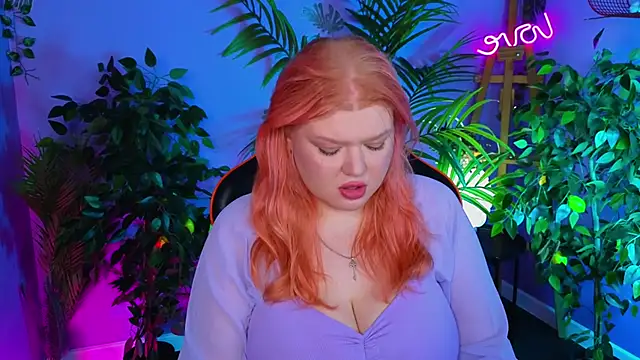 Snapshot of AriettaHeart chatting on 11-29-25, 12:19 AriettaHeart online show from 11-29-25, 12:19